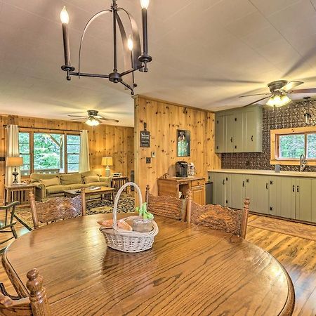 Peaceful Roaring Gap Retreat With Fire Pit And Patio! Villa ภายนอก รูปภาพ