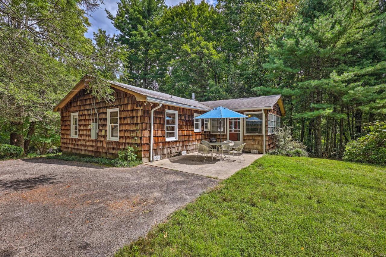 Peaceful Roaring Gap Retreat With Fire Pit And Patio! Villa ภายนอก รูปภาพ