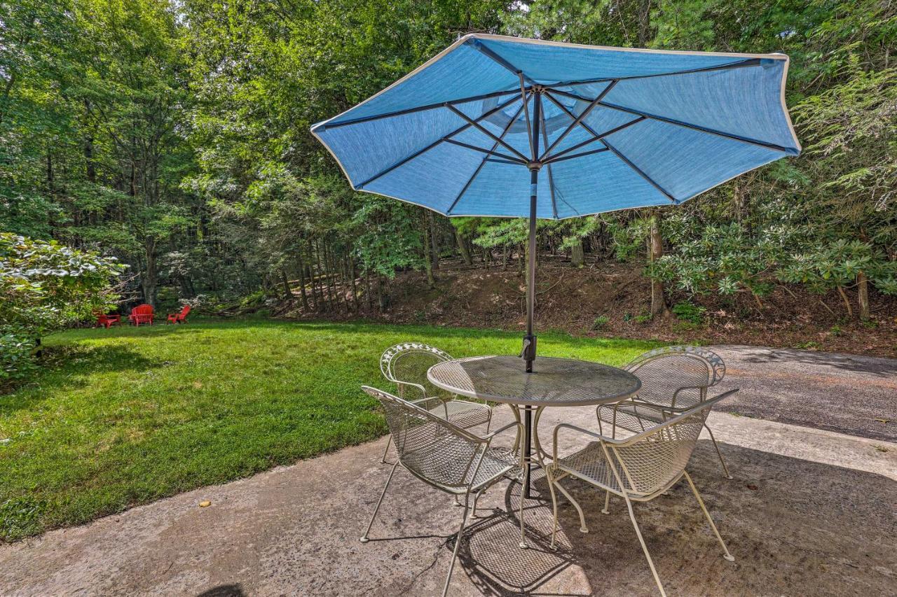 Peaceful Roaring Gap Retreat With Fire Pit And Patio! Villa ภายนอก รูปภาพ